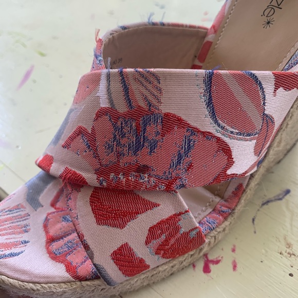 Shoedazzle | floral print wedge - Picture 6 of 13